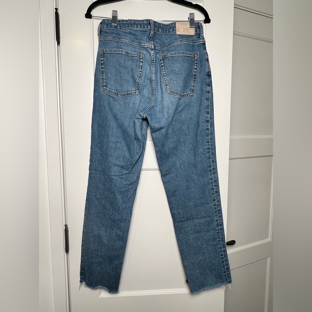 Everlane The Curvy Cheeky  Raw Hem Crop Denim (28) - Picture 6 of 6